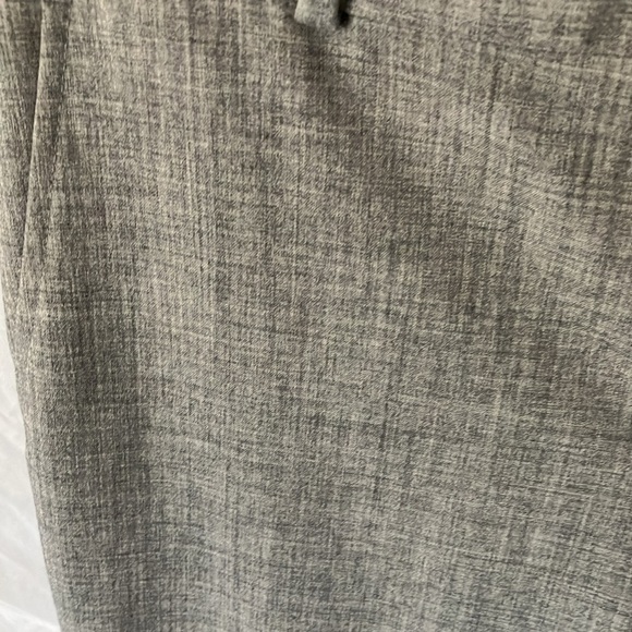 Banana Republic: Gray Ryan Curvy Fit Straight Leg- 2 - Picture 4 of 16